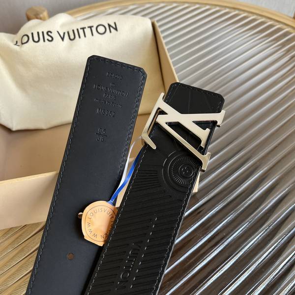 Louis Vuitton 40MM Belt LVB00319-1